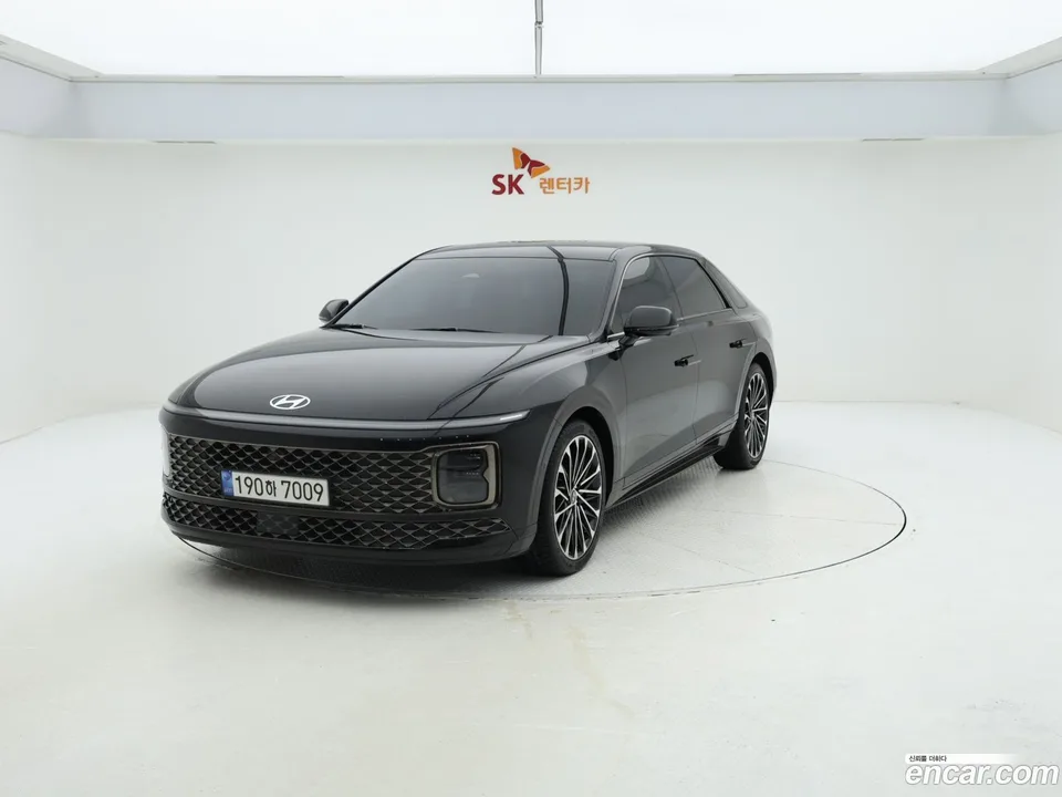 Hyundai Grandeur 2.5 2WD 2023 — фото 1, купить с доставкой в Москву