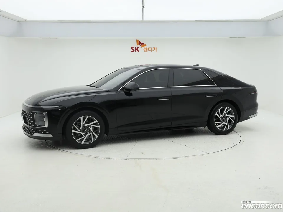 Hyundai Grandeur 2.5 2WD 2023 — миниатюра 2