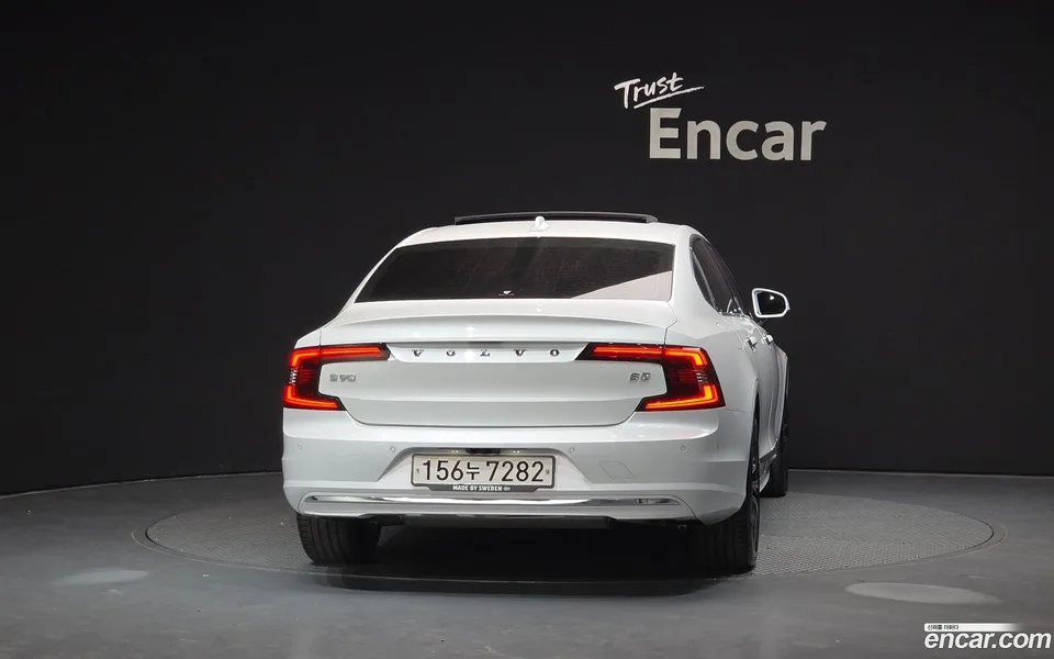 Volvo S90 B5 2022 — миниатюра 4