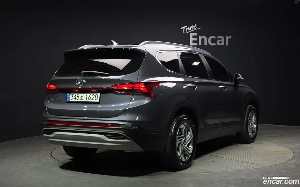 Hyundai SantaFe 2.5T 2WD 2022 — миниатюра 2