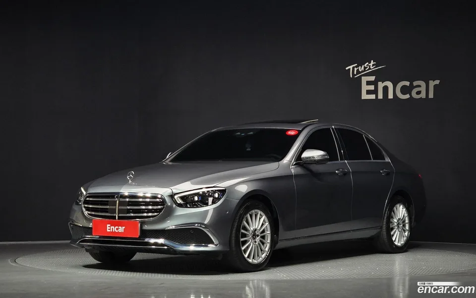 Mercedes-Benz E-Class E250 2023 — фото 1, купить с доставкой в Москву