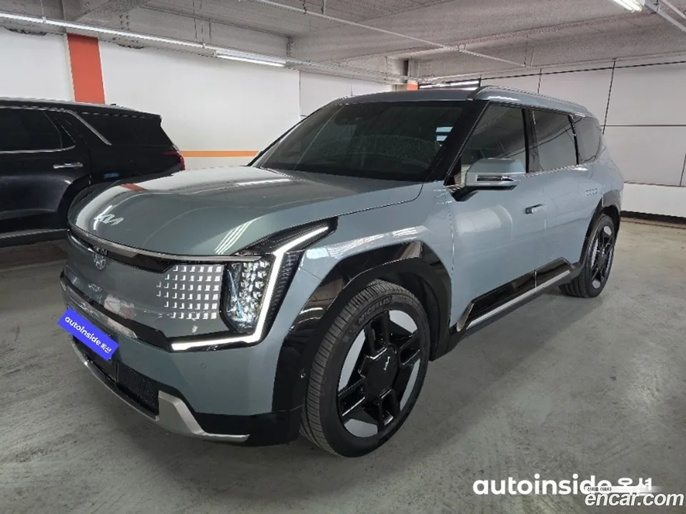 Kia EV9 4WD 2023 — фото 1, купить с доставкой в Москву