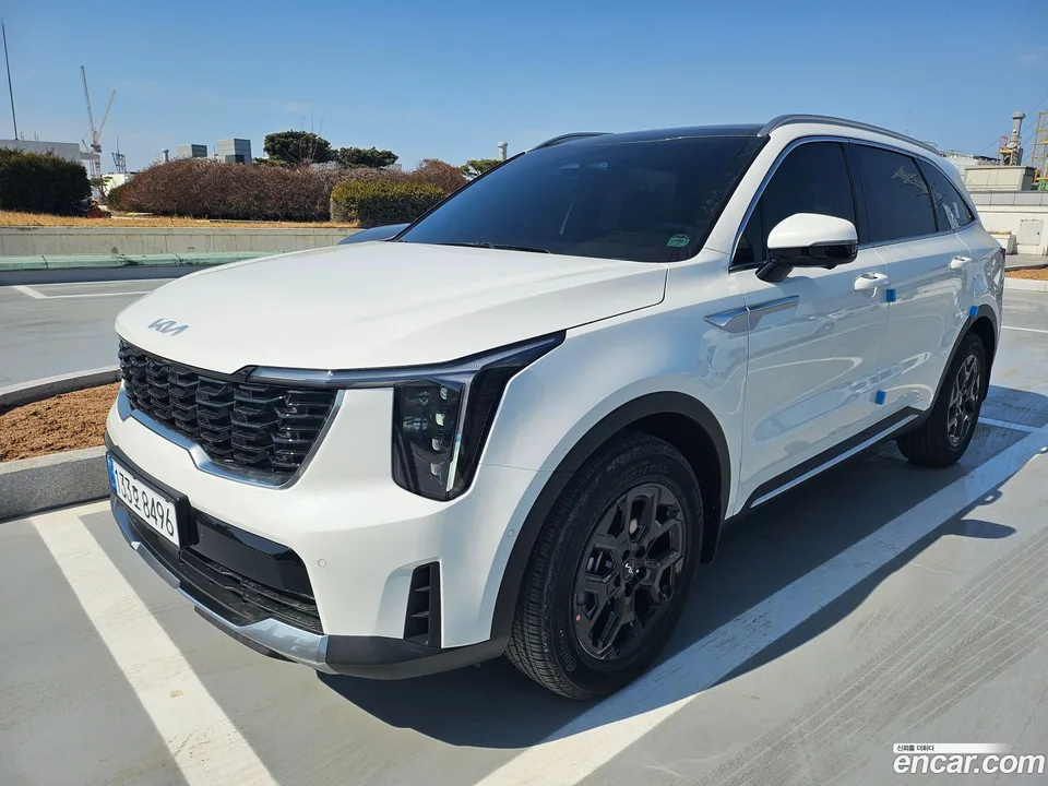 Kia Sorento HEV 1.6 2WD 2026 — фото 1, купить с доставкой в Москву