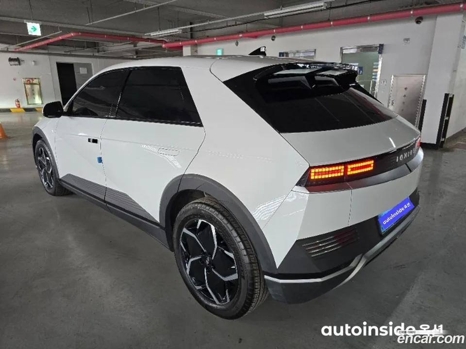 Hyundai Ioniq 5 2024 — миниатюра 3