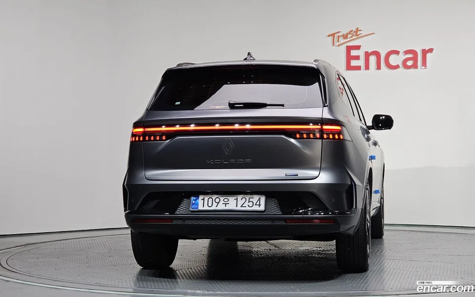 Renault Samsung Grand Koleos 1.5 E-TECH 2WD 2024 — миниатюра 4