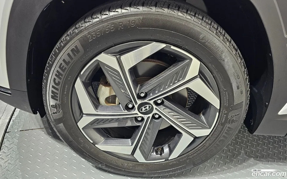 Hyundai Tucson 1.6 2WD 2023 — миниатюра 5