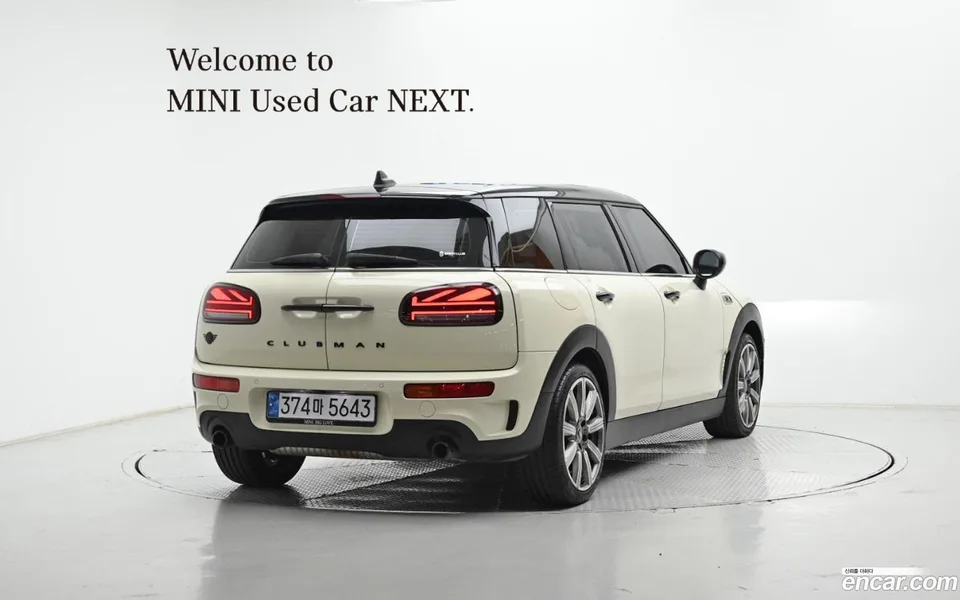 MINI Cooper S Clubman 2022 — миниатюра 2