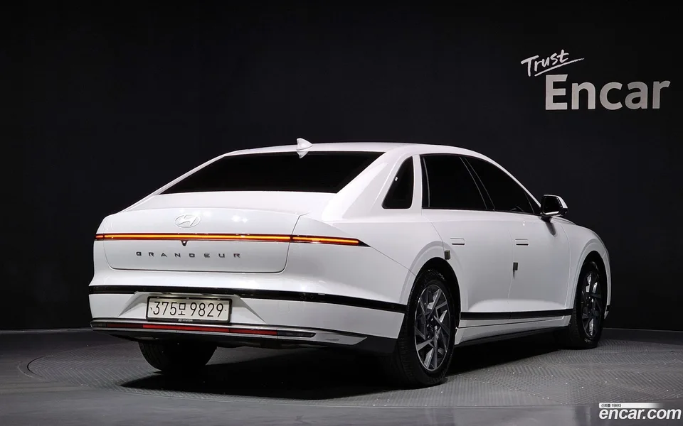 Hyundai Grandeur 3.5 LPG 2WD 2023 — миниатюра 2