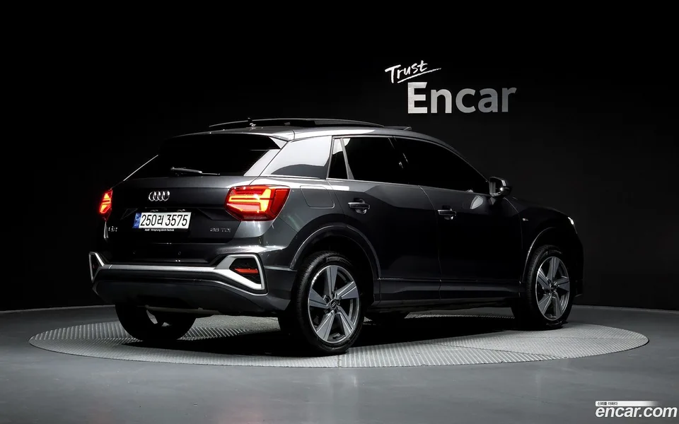 Audi Q2 35 TDI 2023 — миниатюра 2