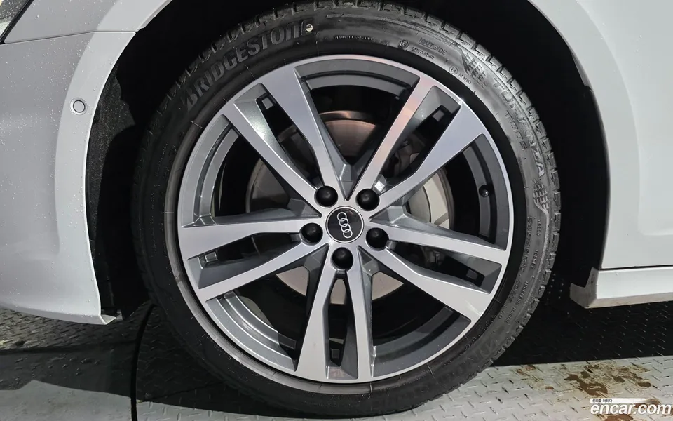 Audi A6 45 TFSI 2022 — миниатюра 5