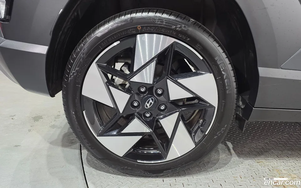 Hyundai Kona 1.6 2WD 2023 — миниатюра 5