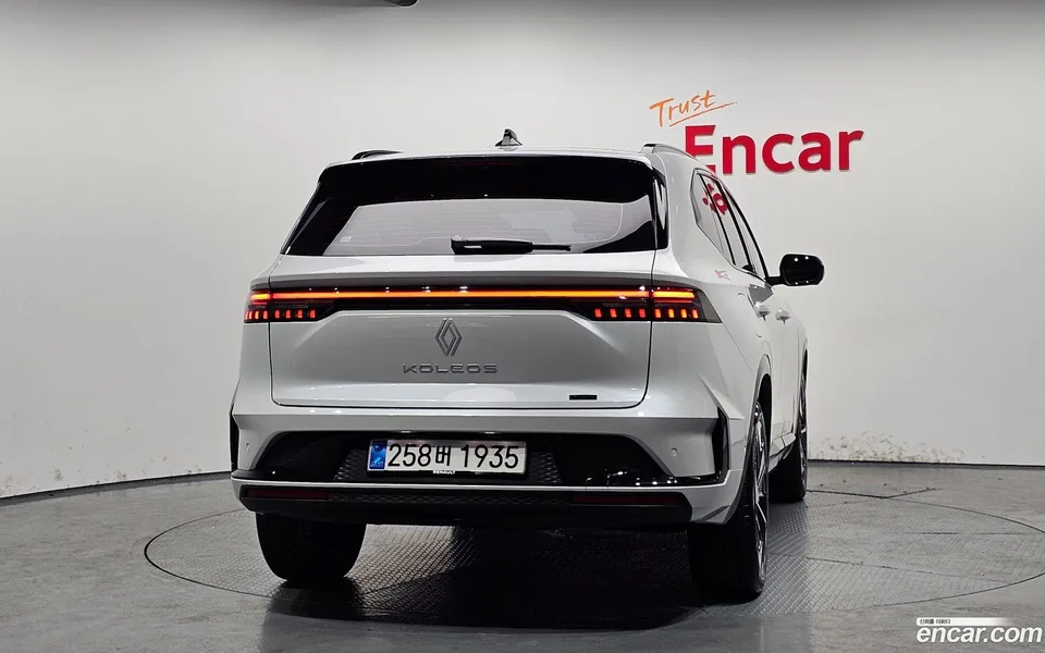 Renault Samsung Grand Koleos 1.5 E-TECH 2WD 2025 — миниатюра 4