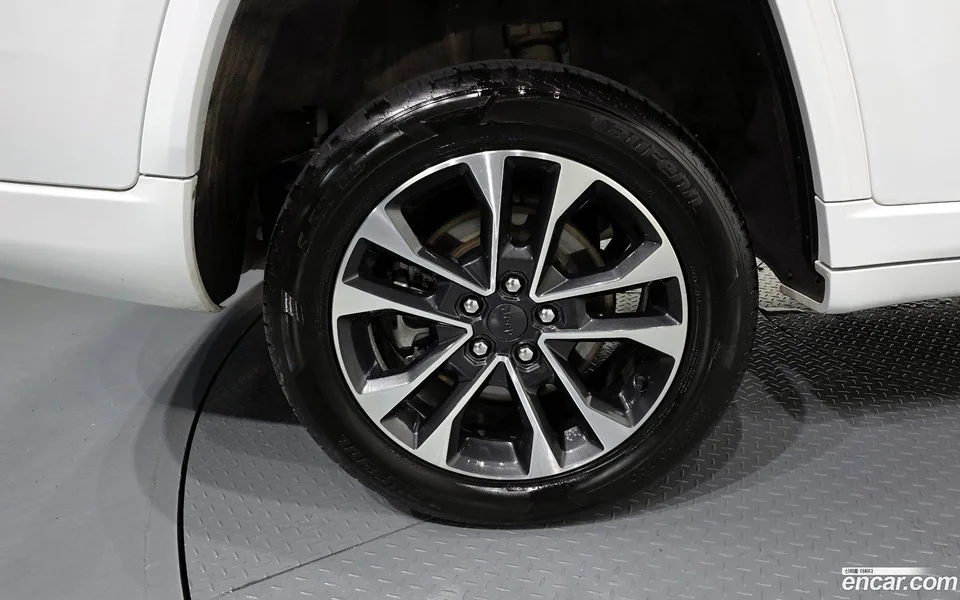 Jeep Grand Cherokee L 3.6 2022 — миниатюра 5