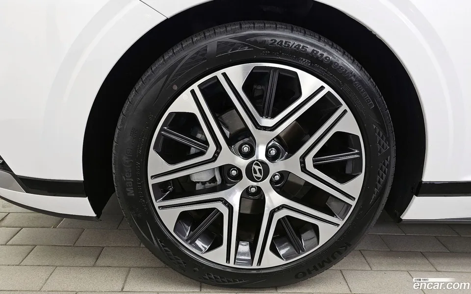 Hyundai Grandeur Hybrid 2023 — миниатюра 5