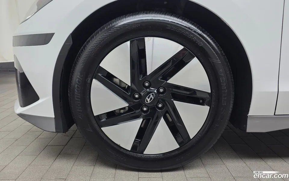 Hyundai Ioniq 6 2022 — миниатюра 5