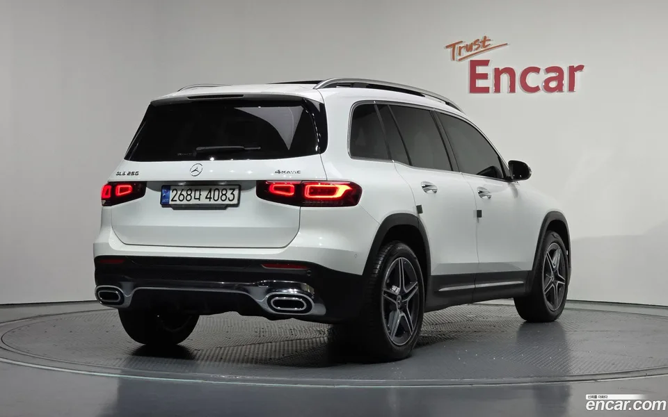 Mercedes-Benz GLB-Class GLB250 4MATIC 2022 — миниатюра 2