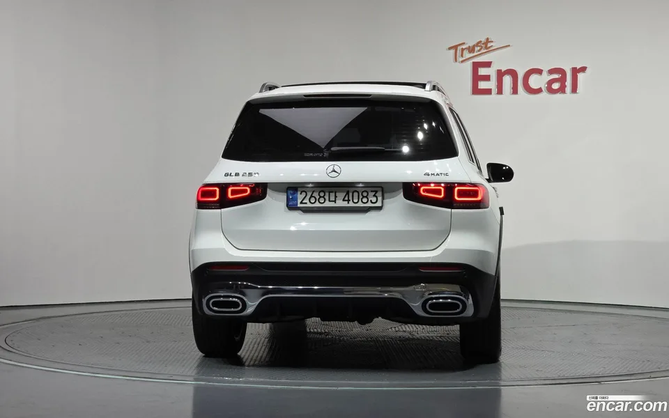 Mercedes-Benz GLB-Class GLB250 4MATIC 2022 — миниатюра 4
