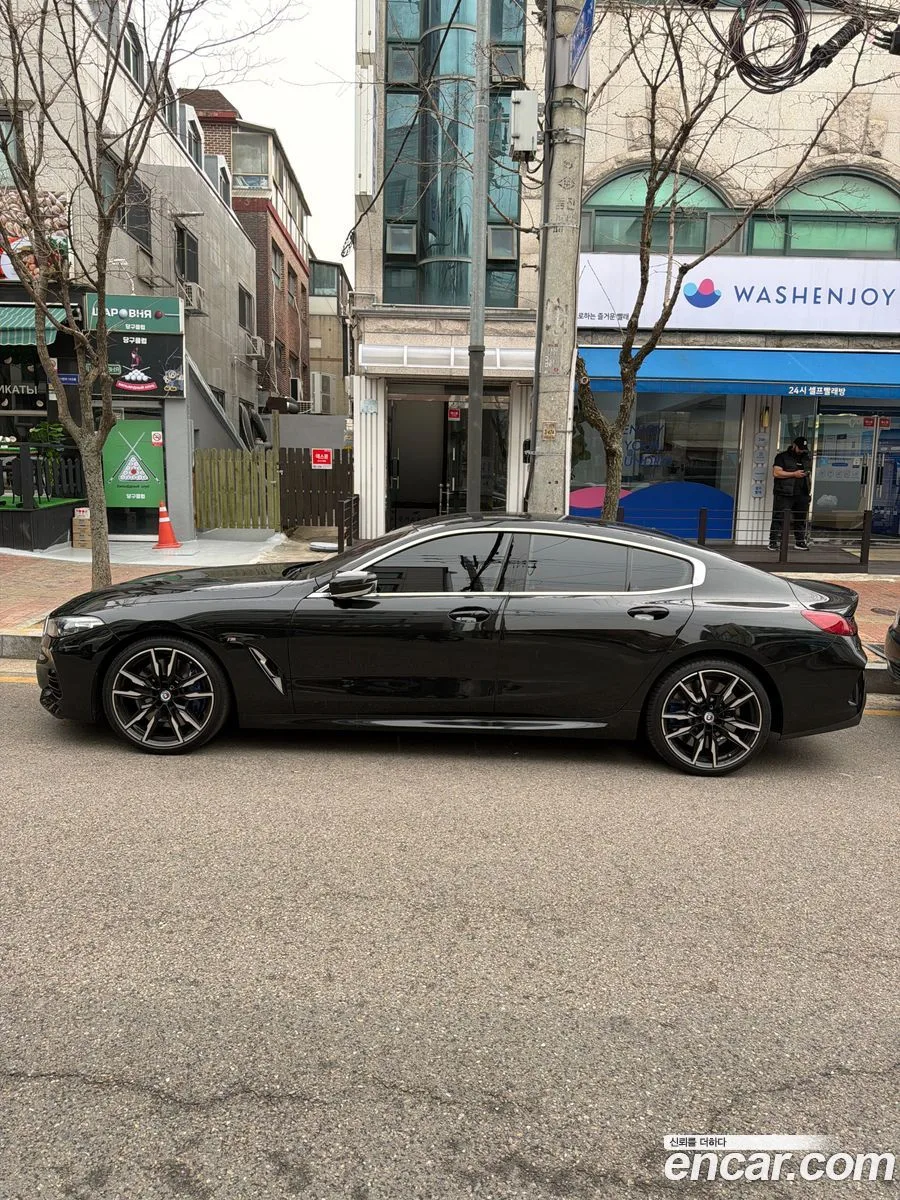 BMW 8 Series M850i xDrive 2022 — миниатюра 2