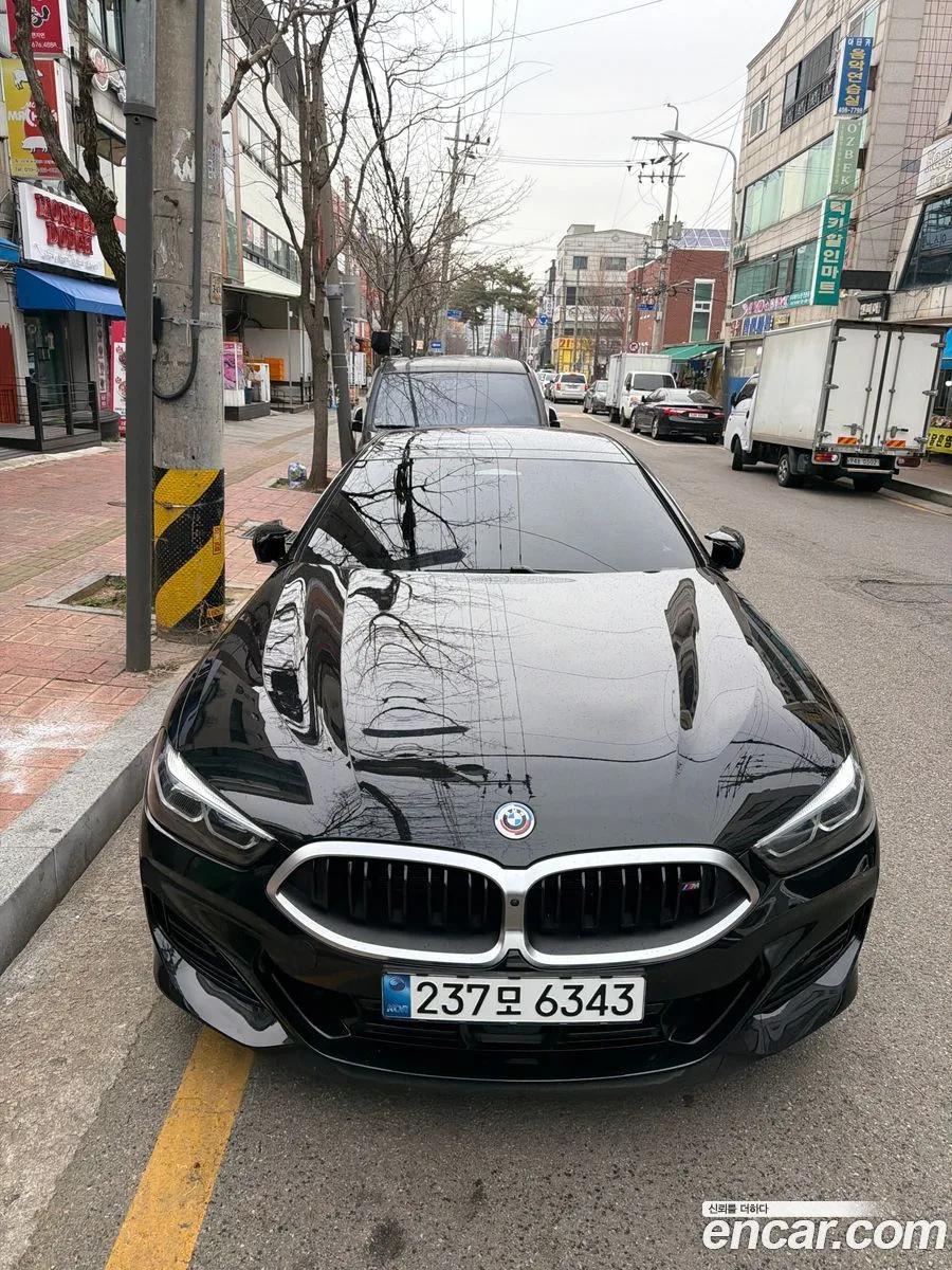 BMW 8 Series M850i xDrive 2022 — фото 1, купить с доставкой в Москву