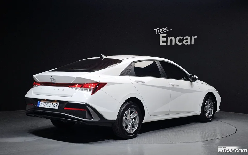 Hyundai Avante CN7 1.6 2025 — миниатюра 2
