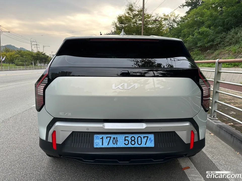 Kia EV3 2WD 2025 — миниатюра 4