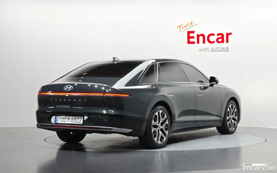 Hyundai Grandeur 2.5 2WD 2023 — миниатюра 2