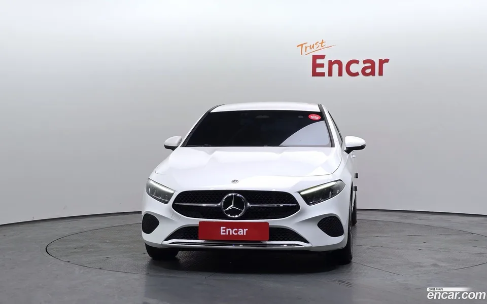Mercedes-Benz A-Class A220 2024 — миниатюра 3
