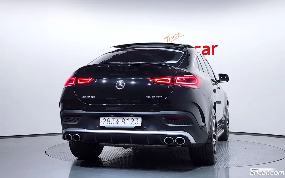 Mercedes-Benz GLE-Class AMG GLE53 4MATIC+ 2023 — миниатюра 4