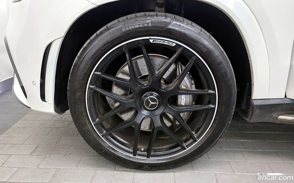 Mercedes-Benz GLE-Class AMG GLE53 4MATIC+ 2022 — миниатюра 5