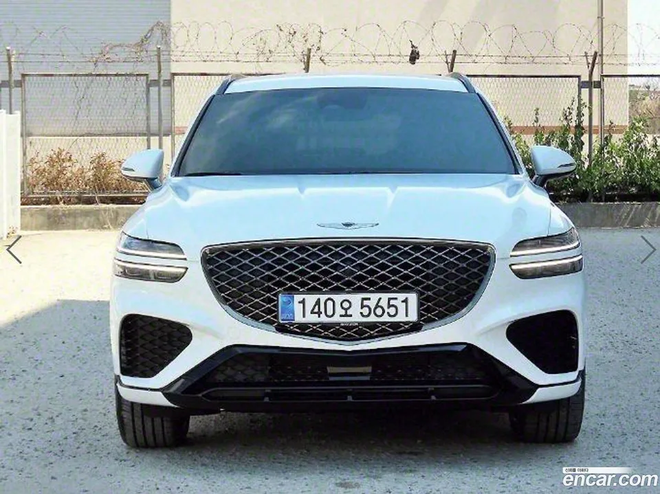 Genesis GV70 3.5T AWD 2022 — миниатюра 2