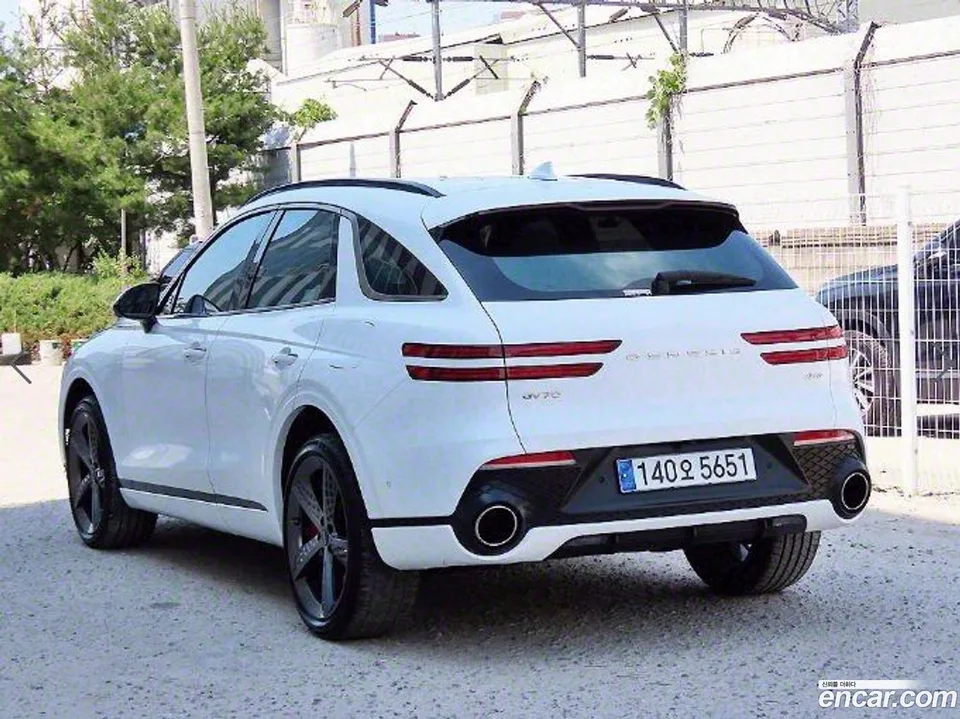 Genesis GV70 3.5T AWD 2022 — миниатюра 3