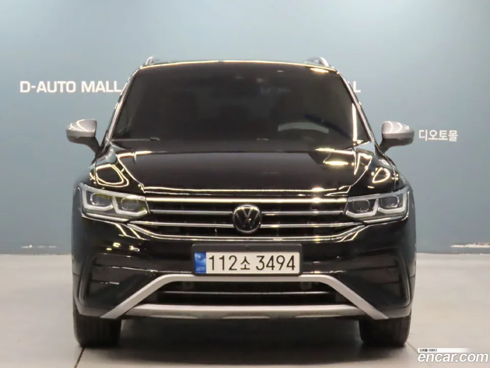 Volkswagen Tiguan Allspace 2.0 TSI 2022 — миниатюра 2