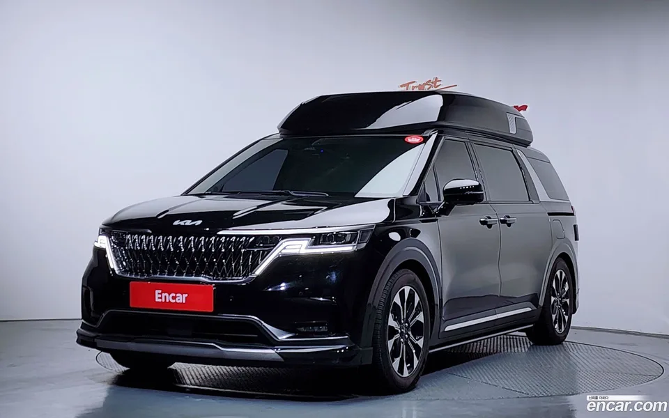 Kia Carnival 9 () 2023 — фото 1, купить с доставкой в Москву