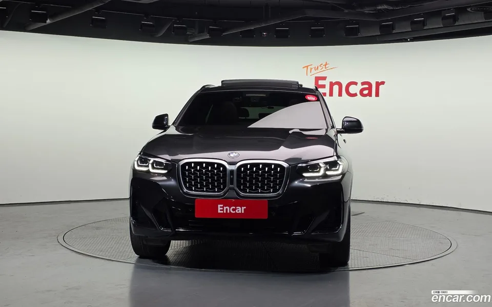 BMW X4 xDrive20i M 2023 — миниатюра 3