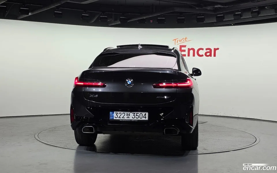 BMW X4 xDrive20i M 2023 — миниатюра 4