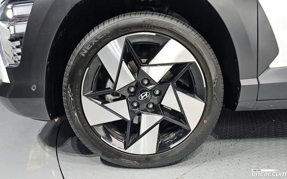 Hyundai Kona 1.6 2WD 2024 — миниатюра 5