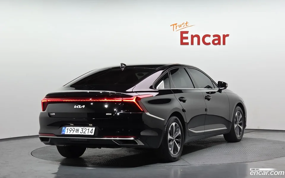 Kia K8 Hybrid 2022 — миниатюра 2