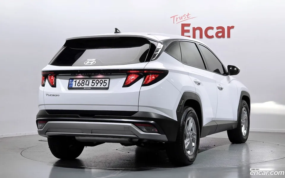 Hyundai Tucson NX4 1.6 2WD 2024 — миниатюра 2