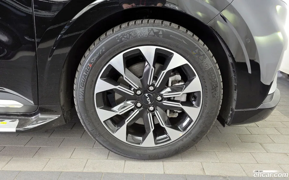 Kia Carnival 9 2022 — миниатюра 5