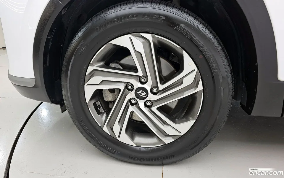 Hyundai SantaFe 2.2 2WD 2022 — миниатюра 5