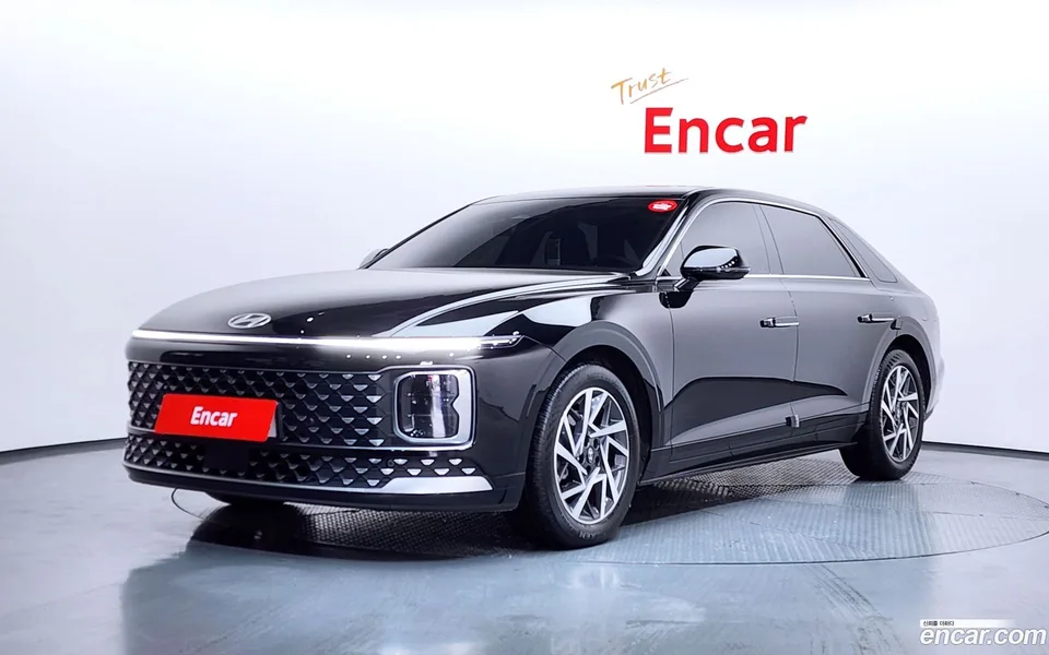 Hyundai Grandeur 2.5 2WD 2023 — фото 1, купить с доставкой в Москву