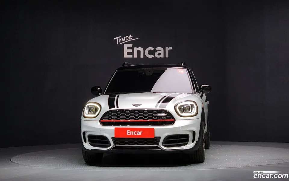 MINI Cooper S Countryman JCW 2022 — миниатюра 3