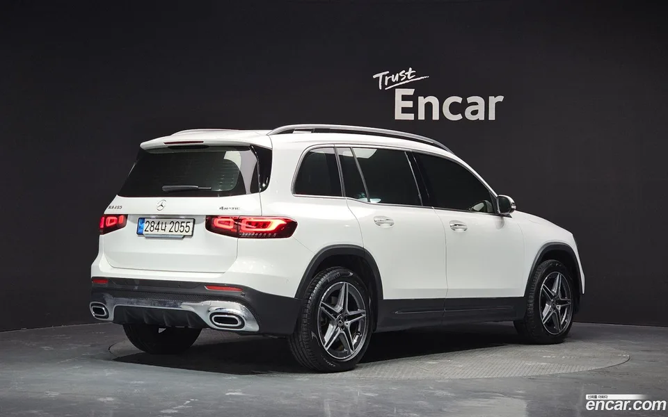 Mercedes-Benz GLB-Class GLB250 4MATIC 2023 — миниатюра 2