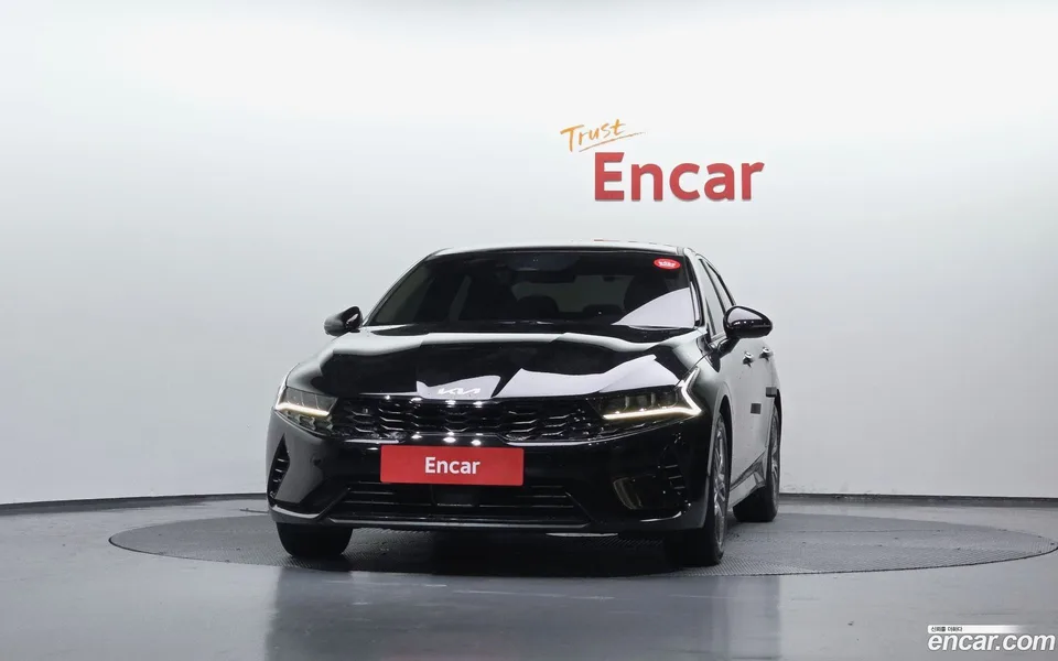 Kia K5 Hybrid 2023 — миниатюра 3