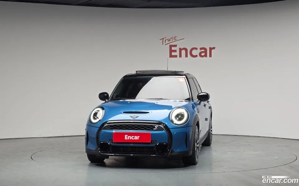 MINI Cooper S 5 2024 — миниатюра 3