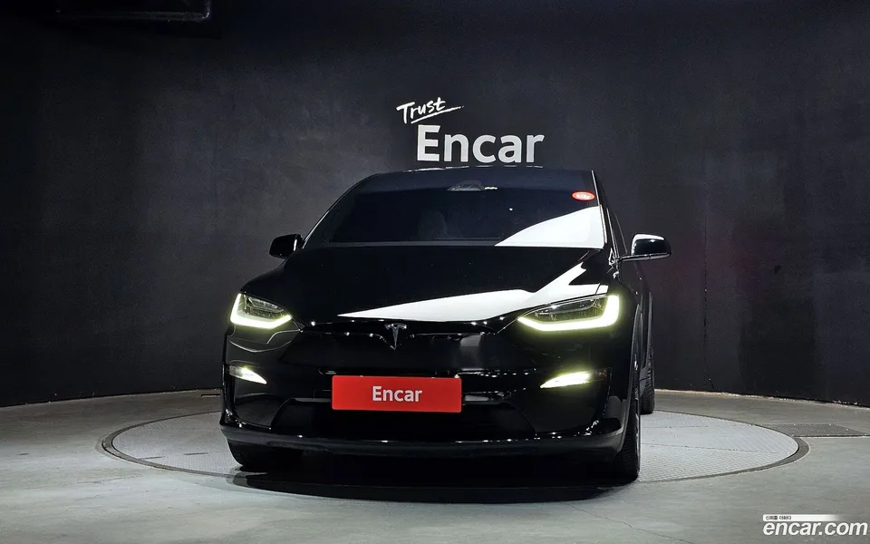 Tesla Model X AWD 2023 — миниатюра 3