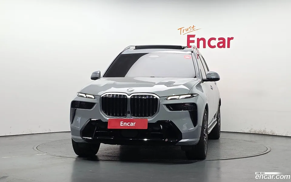 BMW X7 xDrive 40i M 7 2024 — миниатюра 3