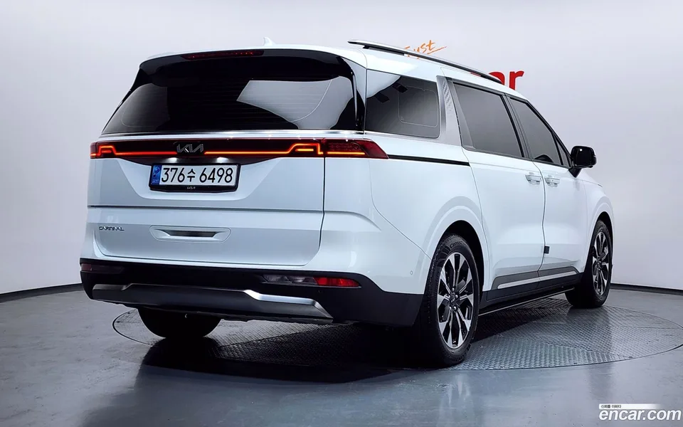 Kia Carnival 9 2023 — миниатюра 2