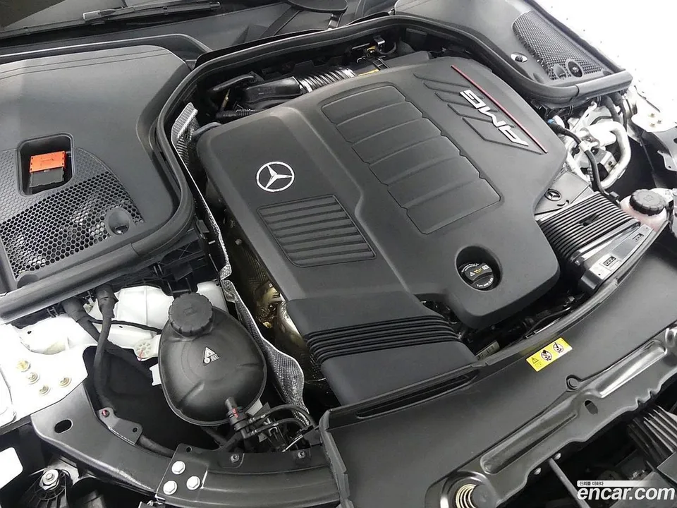 Mercedes-Benz AMG GT 4 43 4MATIC+ 2023 — миниатюра 5