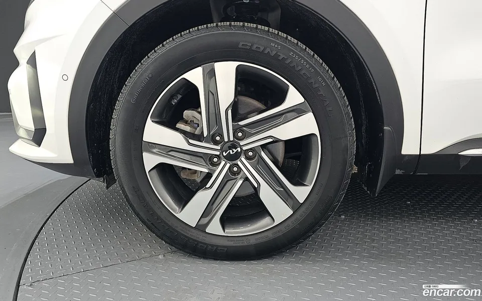Kia Sorento HEV 1.6 2WD 2023 — миниатюра 5